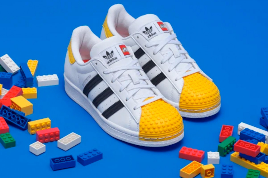Adidas Superstar x LEGO / Photo: Adidas 