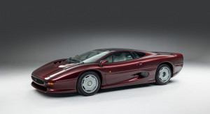 Jaguar XJ220 / Bonhams