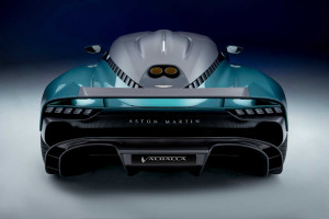 Aston-Martin-Valhalla_01.jpeg