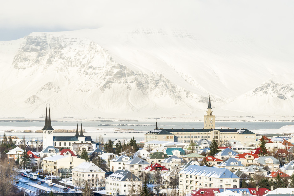 Zimowy Reykjavik / Shutterstock