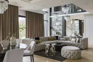 Widok na salon i jadalnię / / HOLA DESIGN Photo: Jassen Hristov. Stylizacja: Patrycja Rabińska