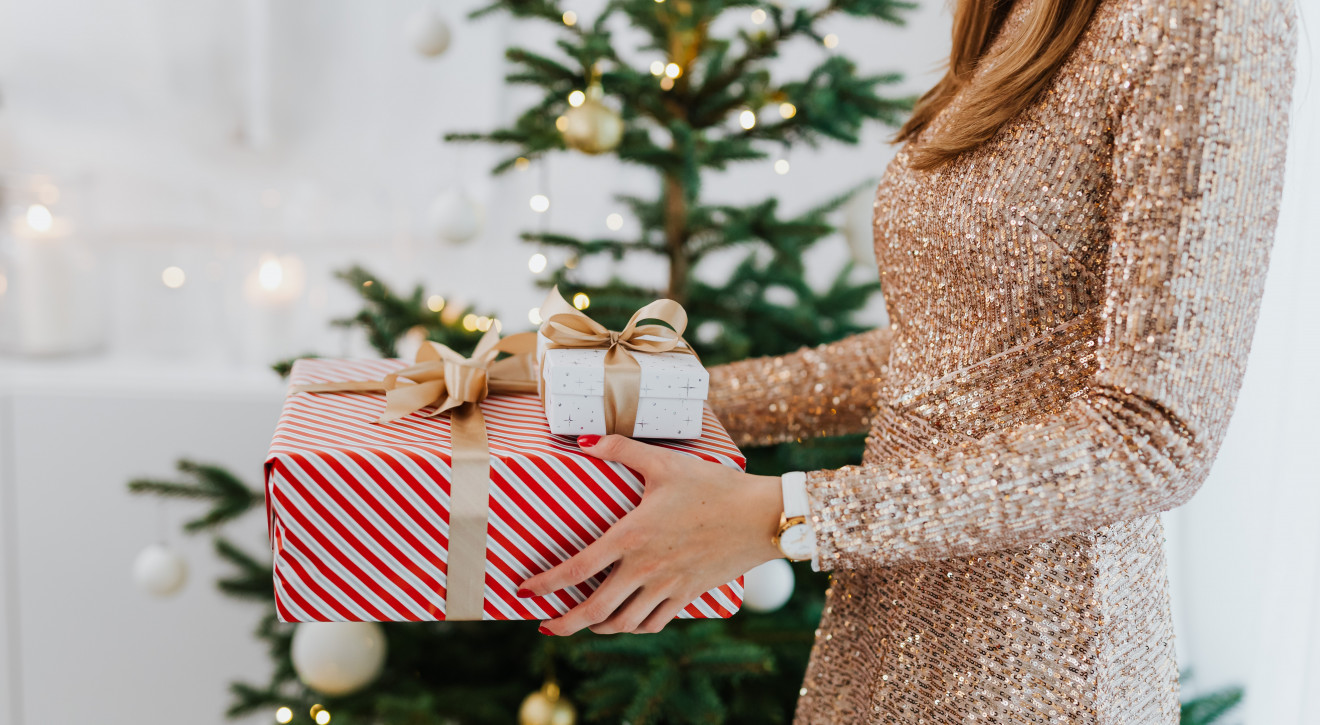 Prezentowy savoir vivre, czyli jak uniknąć świątecznego faux-pas przy dawaniu i otrzymywaniu prezentów?