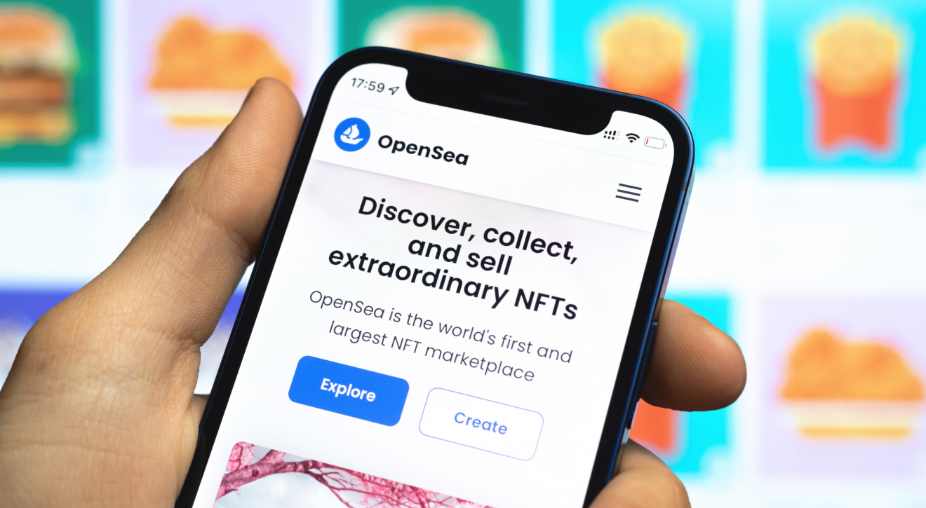 OpenSea, jedna z największych platform NFT/fot. FellowNeko, Shutterstock OpenSea, jedna z największych platform do handlu NFT wyceniana na ponad 13 mld dolarów