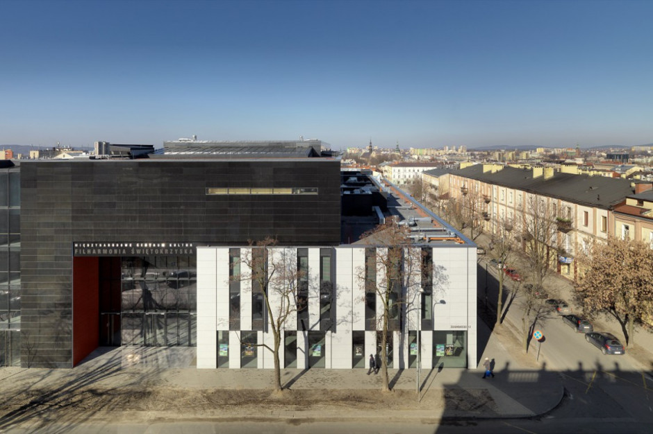 Filharmonia Świętokrzyska / firma Pilkington