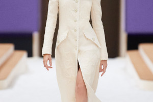 Chanel haute couture wiosna-lato 2022 - LOOK 7/ materiały prasowe Chanel 