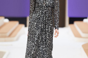 Chanel haute couture wiosna-lato 2022 - LOOK 21/ materiały prasowe Chanel 