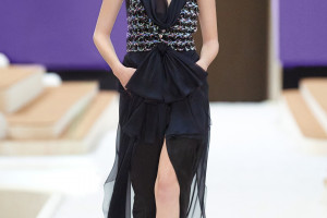 Chanel haute couture wiosna-lato 2022 - LOOK 33/ materiały prasowe Chanel 