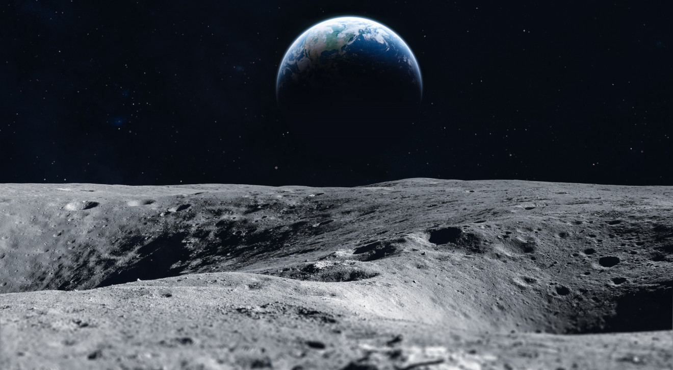 Naukowcy odkryli na Księżycu wystarczającą ilość tlenu do życia. Jest jednak jeden problem