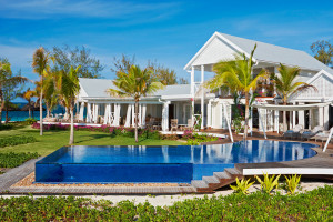 Luksusowa wyspa Thanda - widok na basen / materiały prasowe 