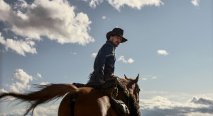 Benedict Cumberbatch jako Phil Burbank w filmie Psie pazury/fot. Netflix