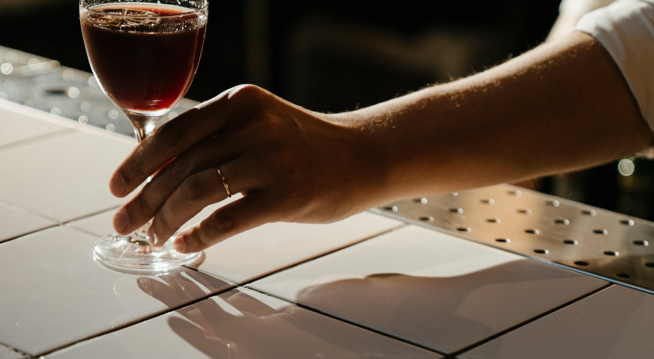 Walentynki: 5 przepisów na drinki, które urozmaicą każdy romantyczny wieczór