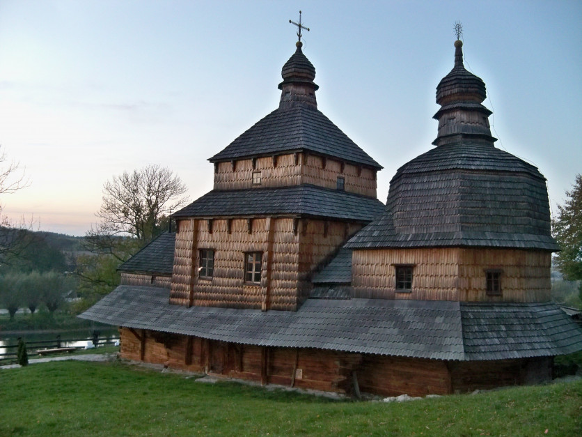 Cerkiew Świętego Ducha w Potyliczu / Wikipedia