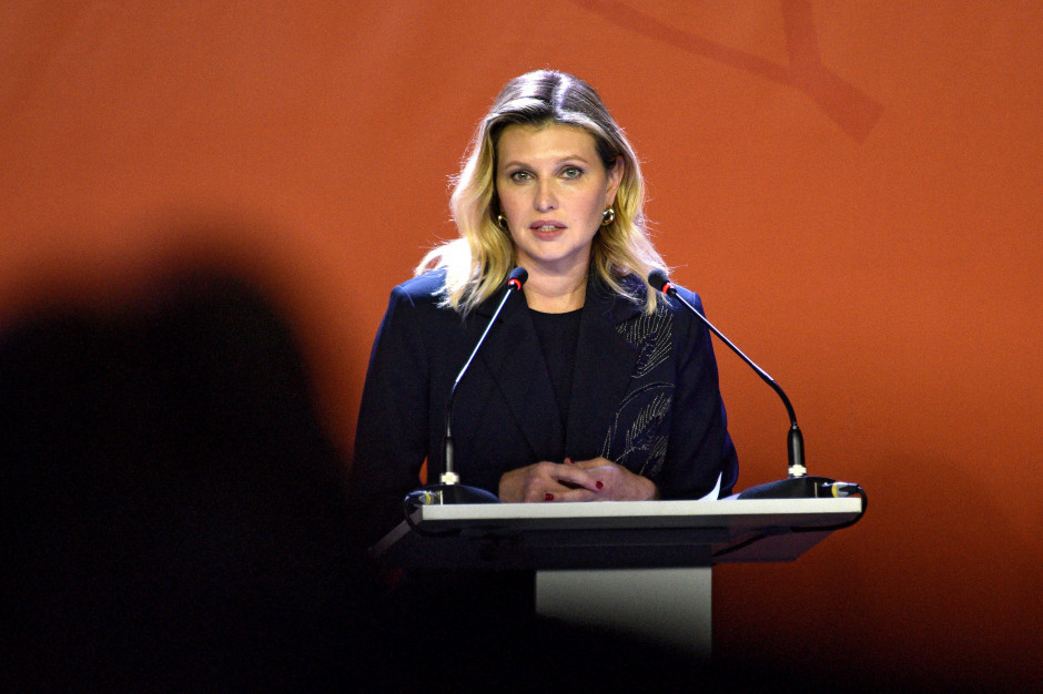 Olena Zełenska publikuje zdjęcia zmarłych dzieci zamordowanych przez oddziały Władimira Putina / Getty Images