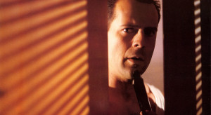 Bruce Willis / kadr z filmu "Szklana pułapka"