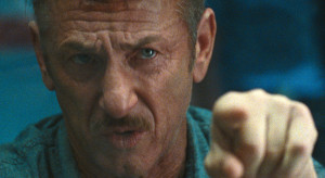 Sean Penn apeluje do miliarderów o wsparcie Ukrainy / kadr z filmu "Flag Day"