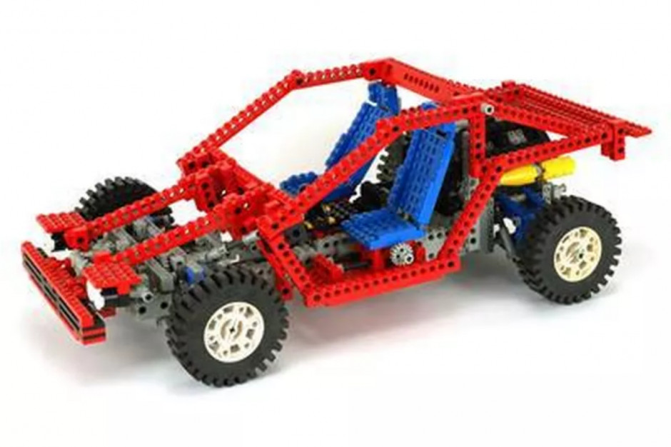 Samochód testowy LEGO/fot. BrickEconomy