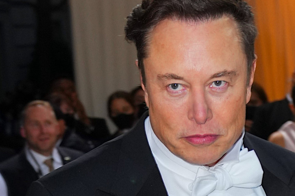 Elon Musk rozpętał burzę na Twitterze po wykluczeniu Tesli z indeksu ESG, fot. Gotham/Getty Images