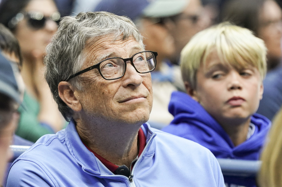 Bill Gates radzi, jak przygotować się na kolejną pandemię / Shutterstock