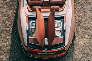 Nowy Rolls-Royce Boat Tail inspirowany luksusową łodzią / materiały prasowe 