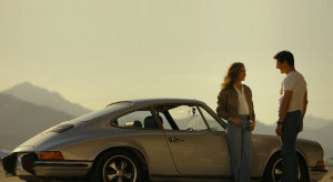 Kultowe Porsche 911 S w filmie "Top Gun: Maverick" / kadr z filmu