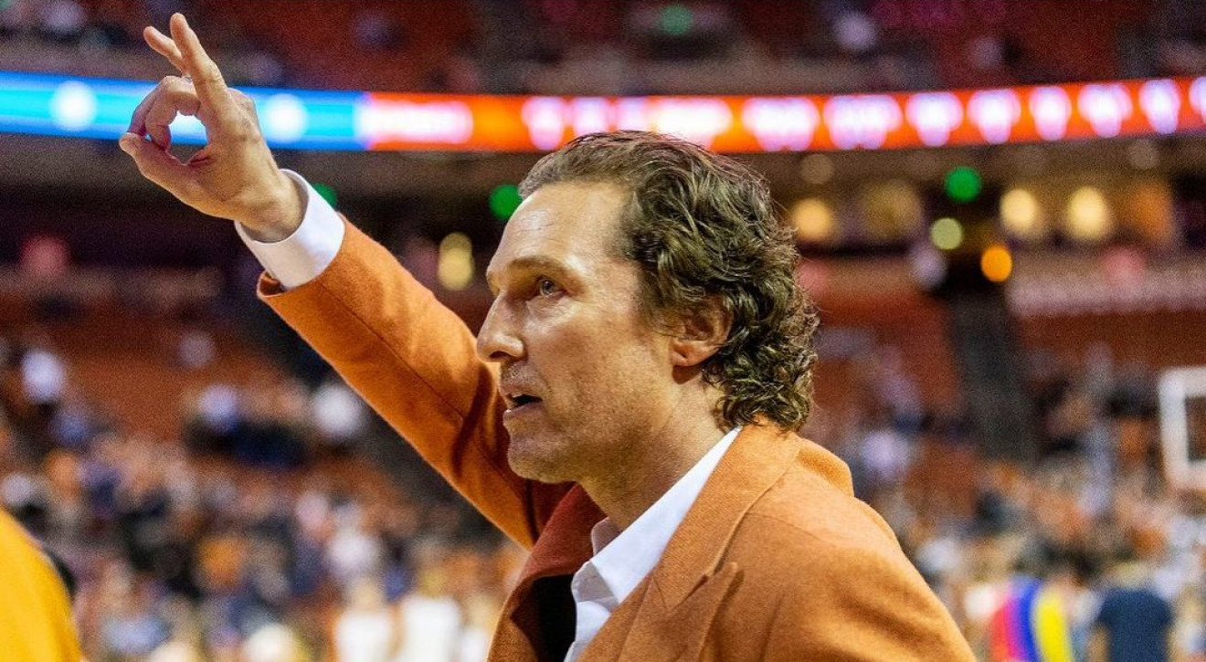 Matthew McConaughey w Białym Domu apeluje o ograniczenie dostępu do broni / @officiallymcconaughey Matthew McConaughey popłakał się w Białym Domu, wspominając strzelaninę w Teksasie. "Musimy wziąć odpowiedzialność za śmierć"