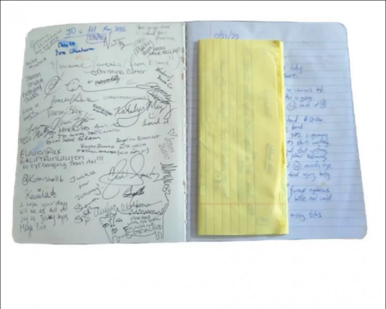 Sekretny notes z procesu Deppa i Heard/fot. eBay