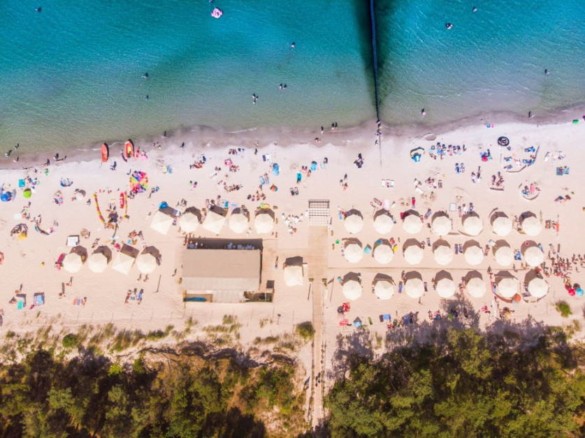 Plaża przy hotelu Havet Resort & Spa Dźwirzyno / materiały prasowe 
