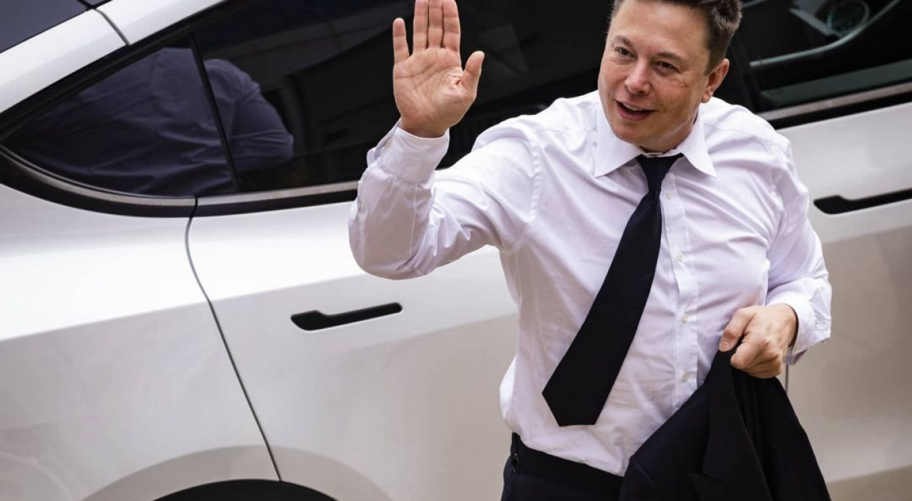 Fabryki Elona Muska mają kłopoty? Miliarder zawiesza produkcję Tesli w Berlinie i Szanghaju
