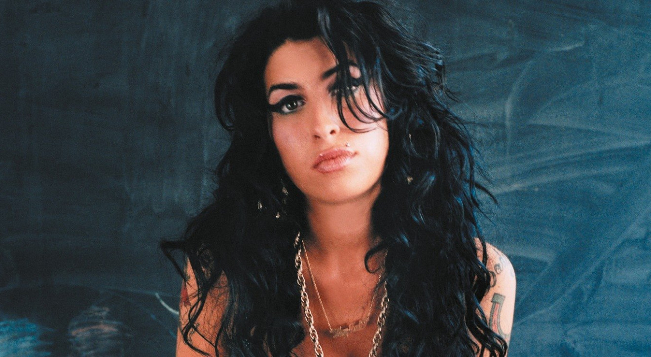 Amy Winehouse "Back to Black" - co wiemy o nowym filmie biograficznym o życiu i śmierci Amy Winehouse?