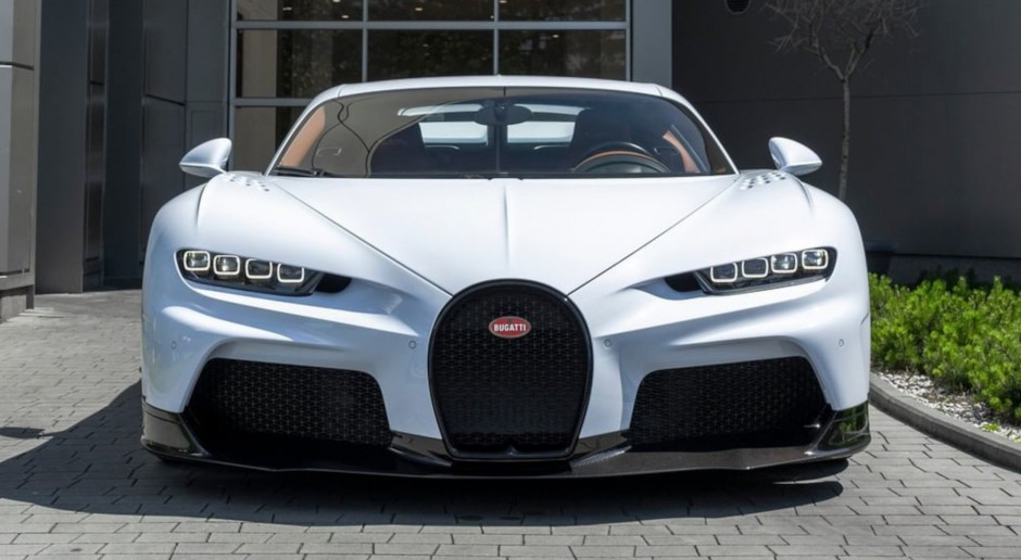 Bugatti oficjalnie w Polsce! Pierwszy salon marki otwarto w Katowicach