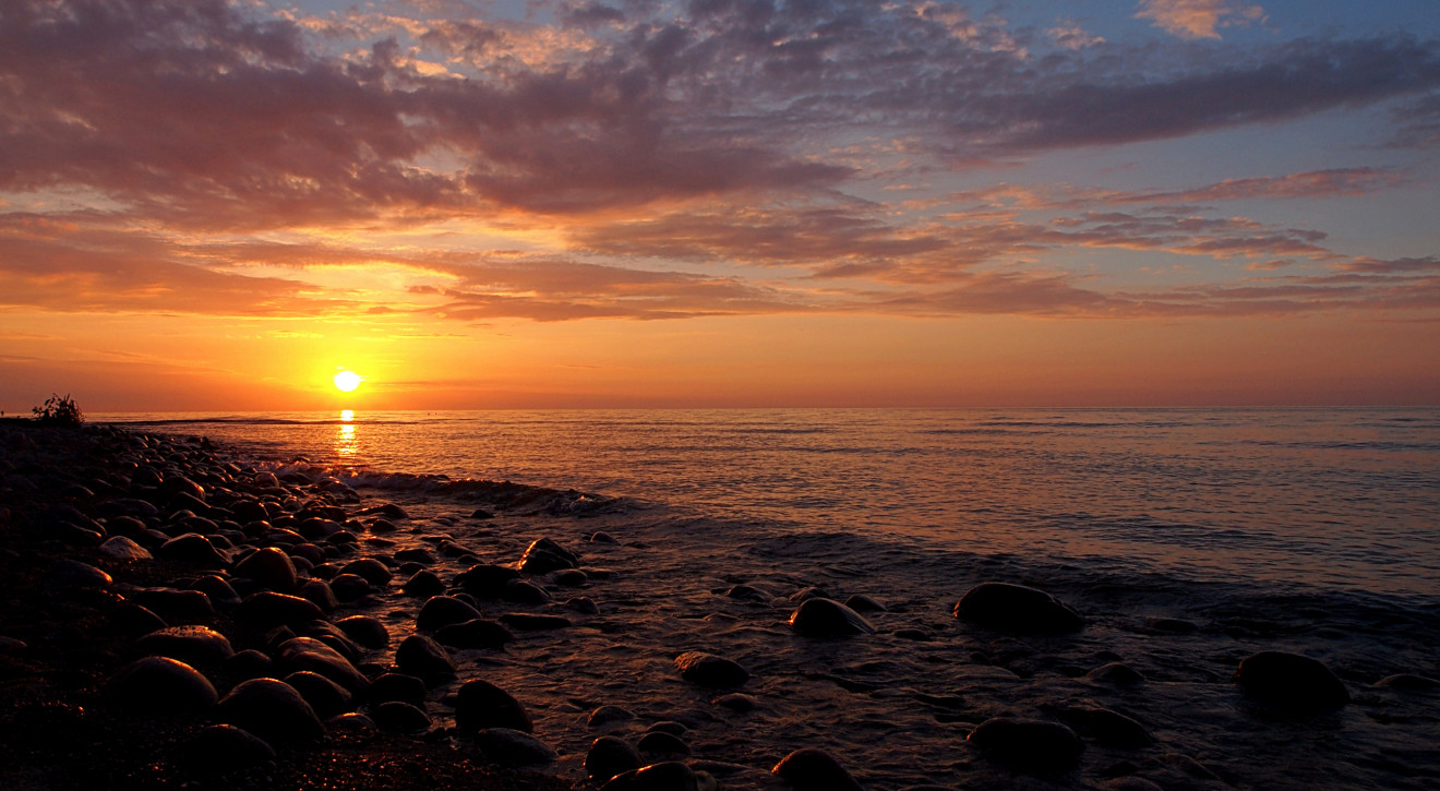 WAKACJE NAD MORZEM: 10 plaż nad Bałtykiem, na których nie ma tłumów