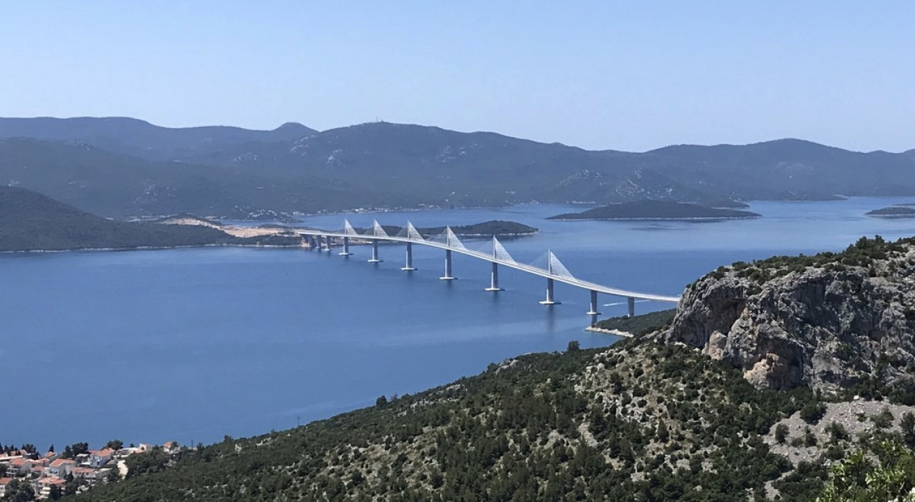 Chorwacja otwiera Most Peljesac. "To mega konstrukcja"