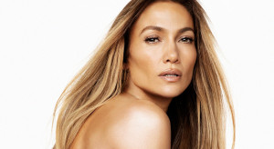 Jennifer Lopez - roznegliżowane zdjęcia do nowej kampanii J.Lo Body / materiały prasowe