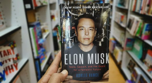 Elon Musk poleca książkę, która dobrze „odzwierciedla jego filozofię”, fot. Shutterstock