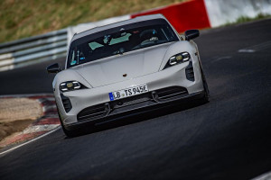 Porsche odzyskało rekord aut elektrycznych na Nürburgringu, fot. Instagram