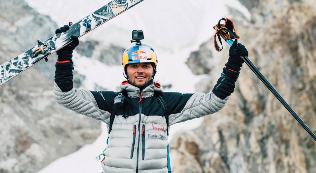 Andrzej Bargiel wraca na Mount Everest. Znów spróbuje zjechać ze szczytu na nartach, ale chce utrudnić sobie zadanie