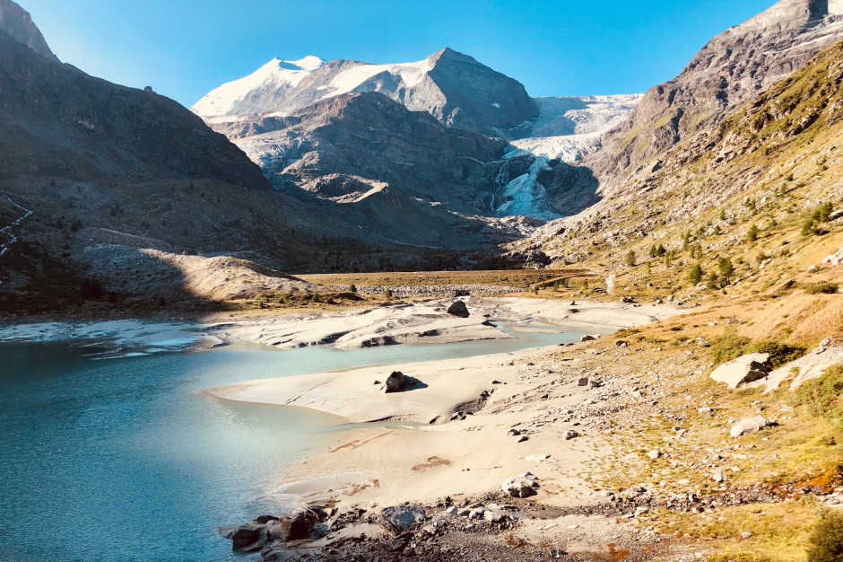 Czy topniejące lodowce w Szwajcarii ograniczą dostawy wody w Europie, fot. Shutterstock