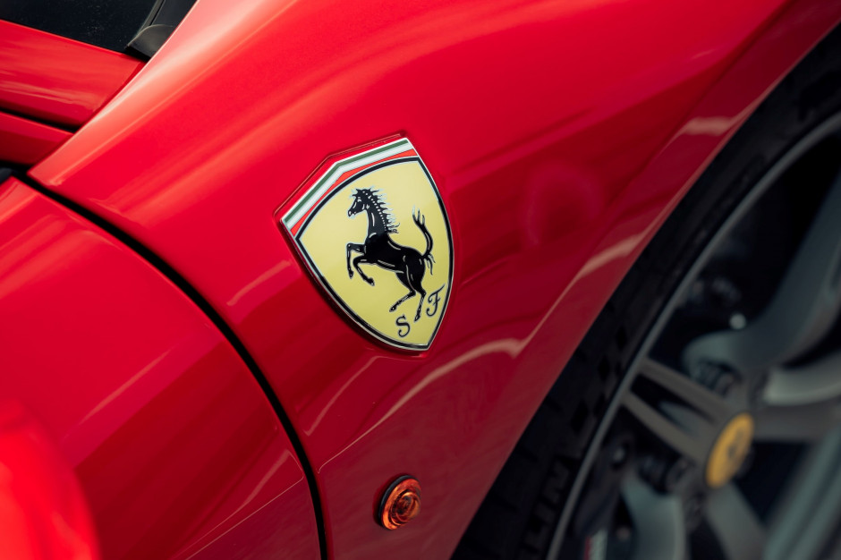 Marki typu Ferrari i Lamborghini wyprzedały już swoje auta do 2024 r., fot. Unsplash
