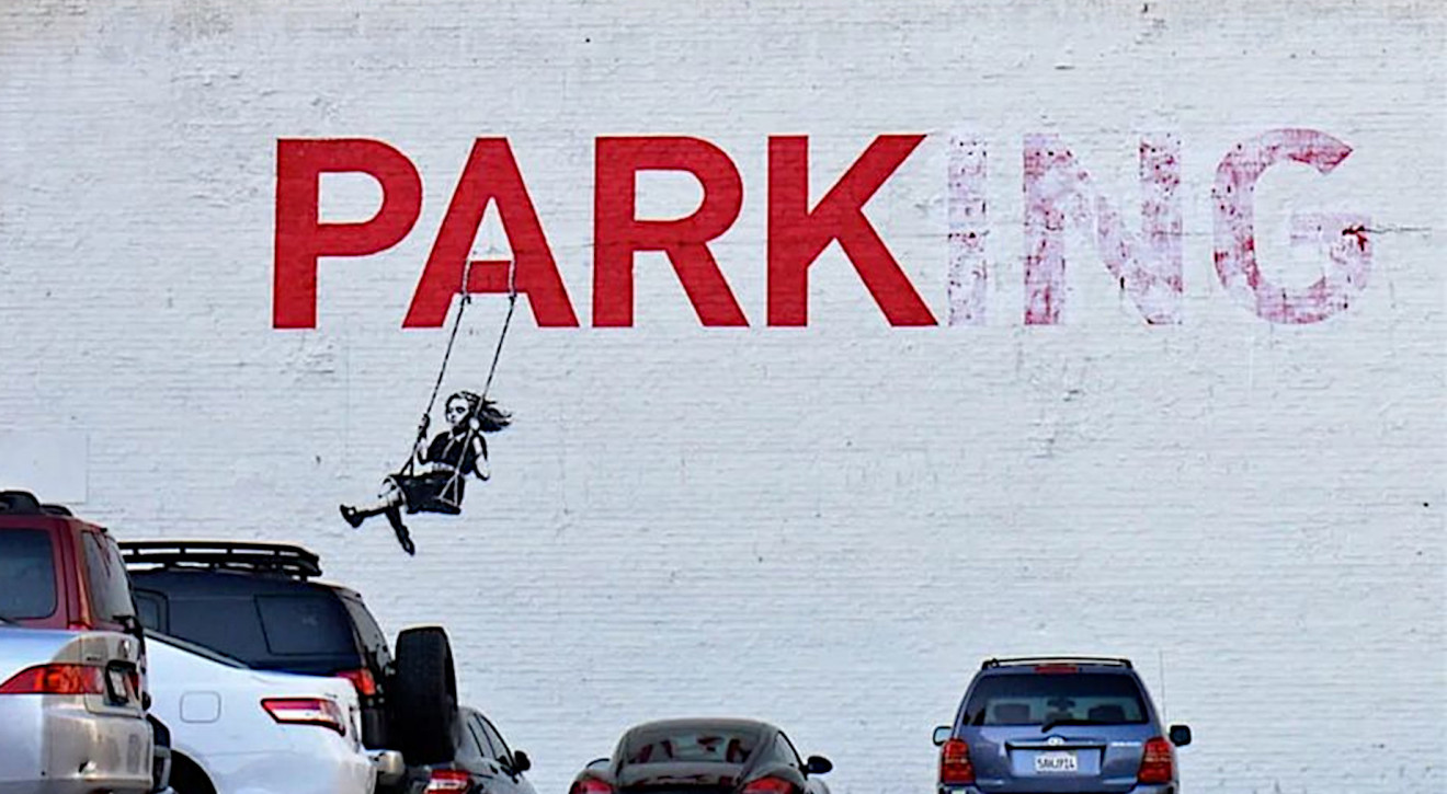 Budynek ze słynnym muralem Banksy'ego wystawiony na sprzedaż. Dzieło podbija jego wartość na co najmniej 300 mln dolarów