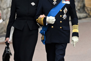 Królowa Szwecji Sylwia i król Szwecji Karol XVI Gustaf w drodze na pogrzeb Elżbiety II / PAP 