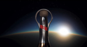 Mumm Cordon Rouge Stellar - pierwszy szampan stworzony do picia w kosmosie / materiały prasowe