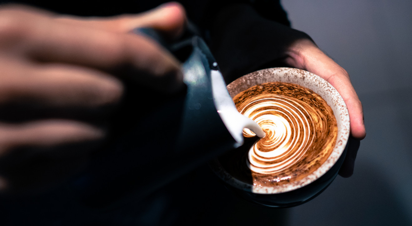Kryzys kawowy w Europie. Czy filiżanka kawy będzie niebawem przejawem luksusu?