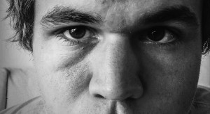 Magnus Carlsen kontra Hans Niemann. Największy skandal szachowy z finałem w sądzie. Jest pozew na 100 mln dolarów