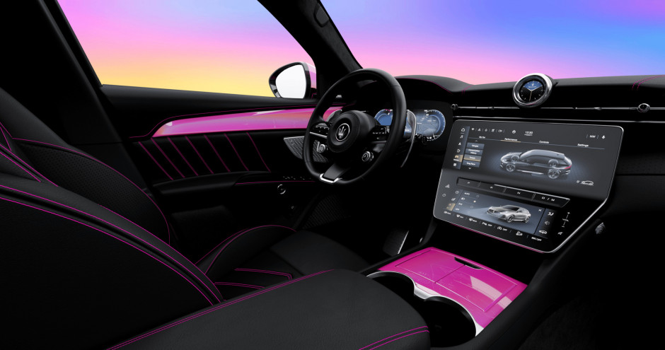 Barbie Maserati - limitowany model kultowego samochodu / materiały prasowe 