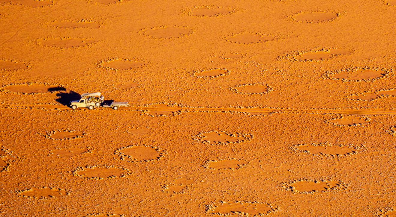Tajemnica pustyni Namib rozwiązana! Czy "czarcie kręgi" to dzieło szatana?