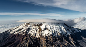 Kryzys klimatyczny. UNESCO alarmuje: lodowce Kilimandżaro i Yellowstone na pewno stopnieją do 2050 r.