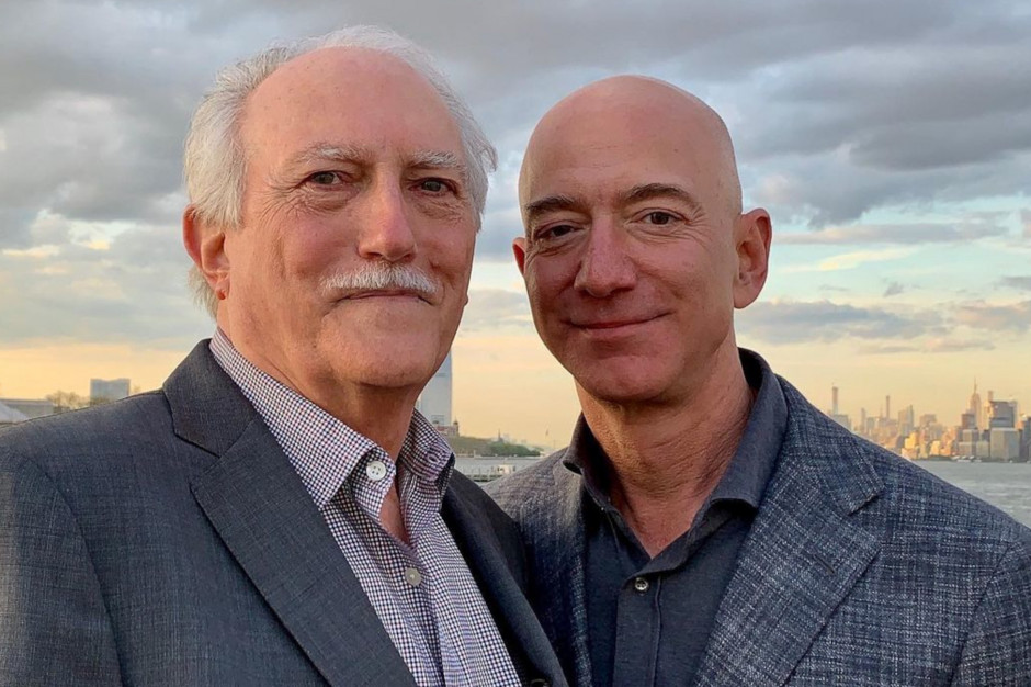 Jeff Bezos ze swoim ojcem / Instagram @JeffBezos