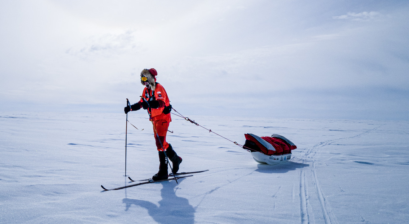 Polski podróżnik Mateusz Waligóra wyruszył w samotną podróż na biegun południowy. "Nie będzie drugiej szansy"