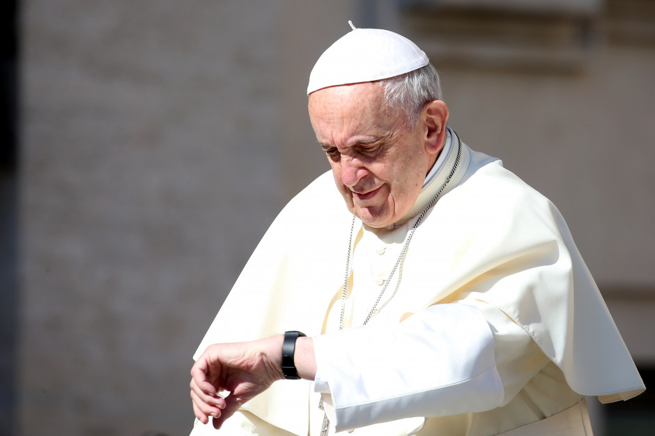 Ulubiony zegarek papieża Franciszka - Swatch / Getty images