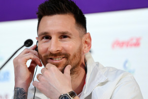 Mundial w Katarze. Leo Messi bryluje na konferencji prasowej w ultrarzadkim zegarku Patek Philippe